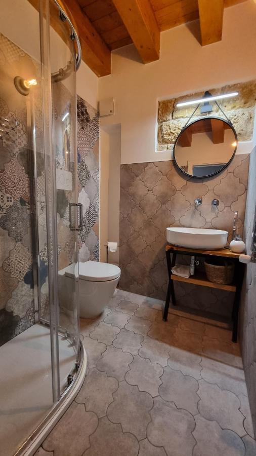 2 Sicilie Rooms And Suite In Centro Palermo Esterno foto