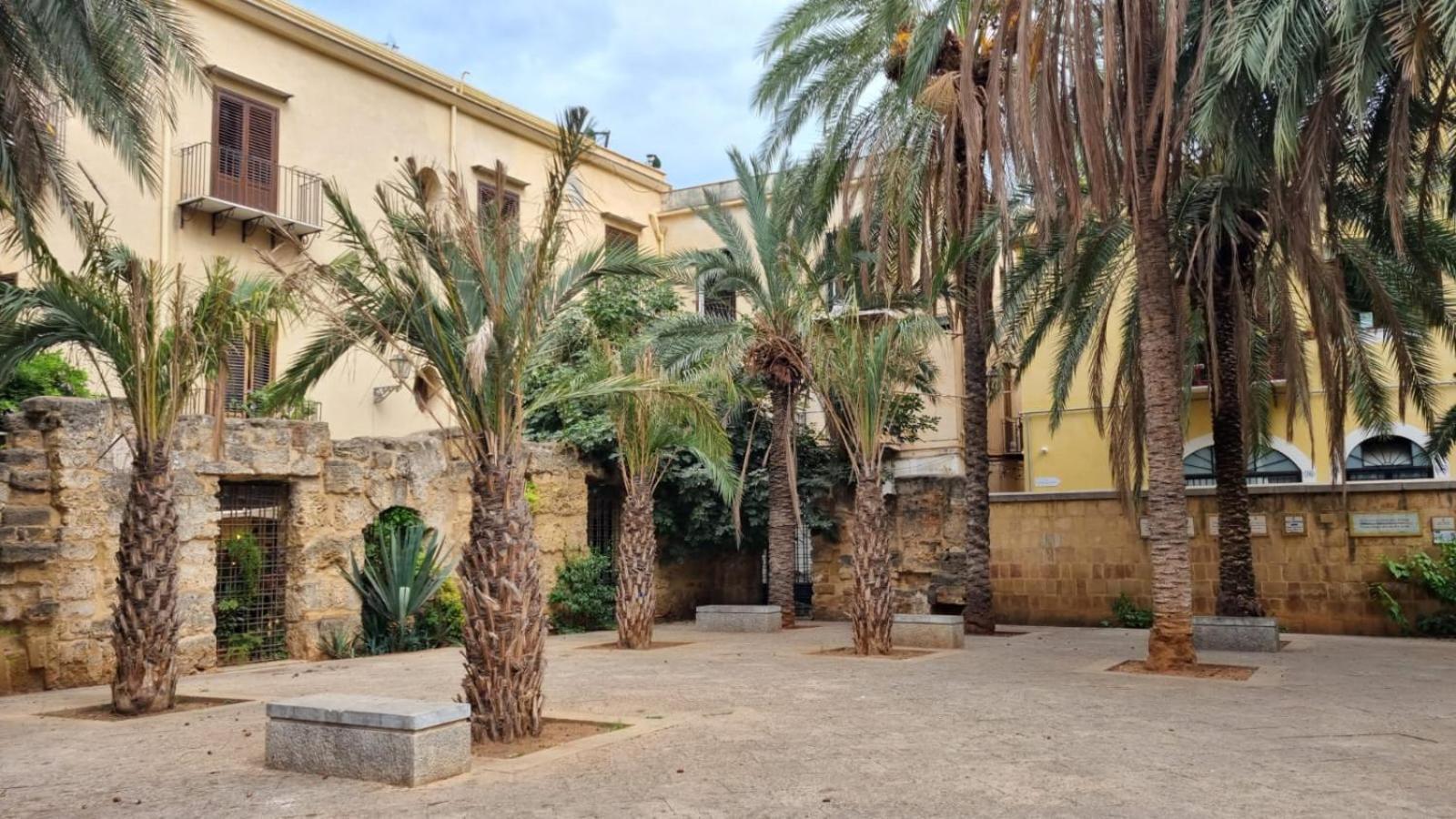 2 Sicilie Rooms And Suite In Centro Palermo Esterno foto